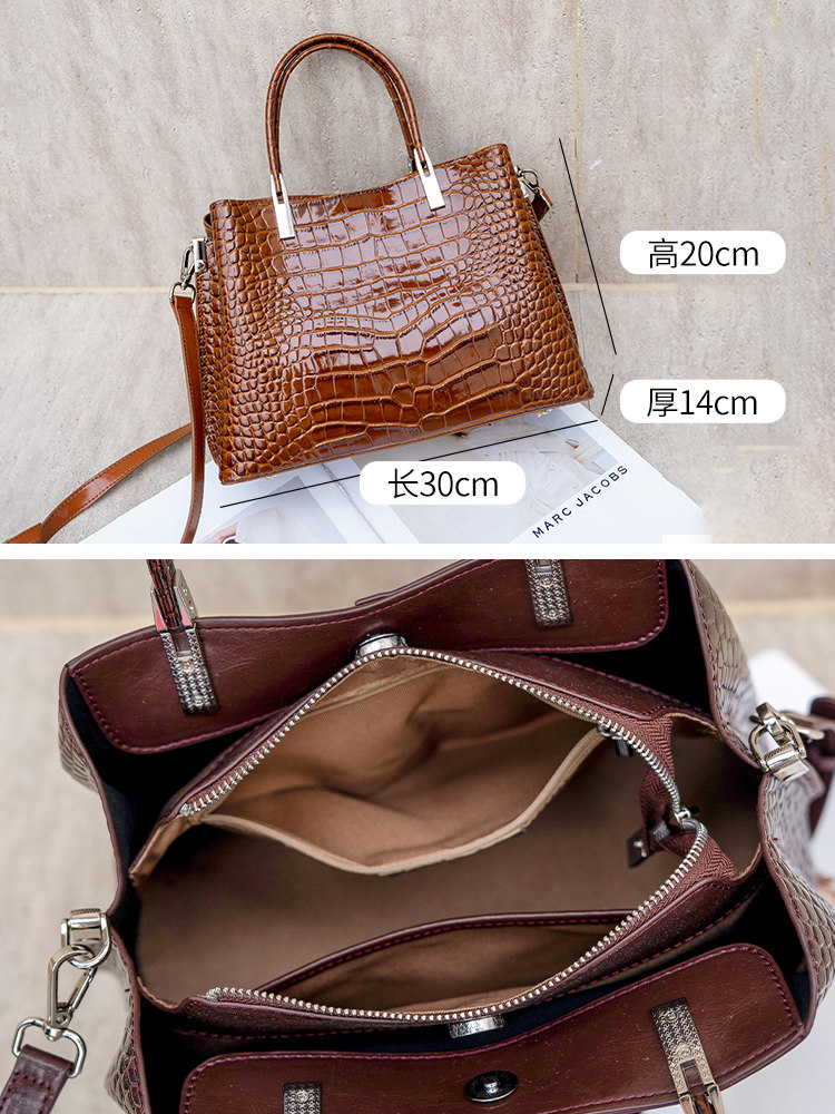 Aidrani dameshandtas met kroko - Leatherwork Designs recensie en prijs