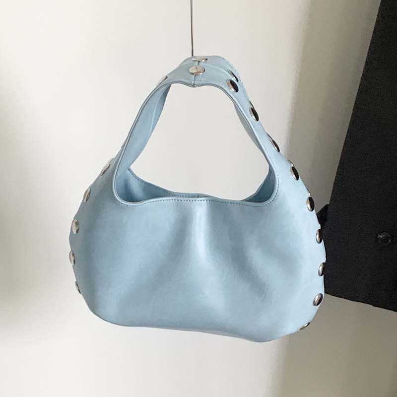 Nieuwe, modieuze retro tas voo - Leatherwork Designs recensie en prijs